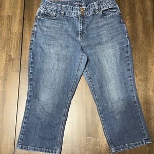 Capri Jeans Size 18